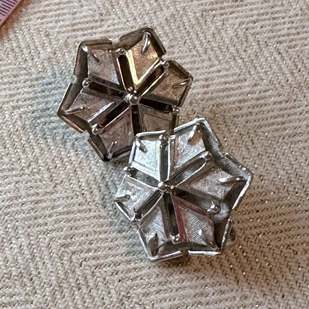 Rare Vintage Ballet Jewels Co Statement Clip On Earrings Silver Tone Star Flower - Picture 6 of 12